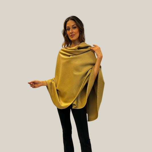 Capa Daniela Corta Beige