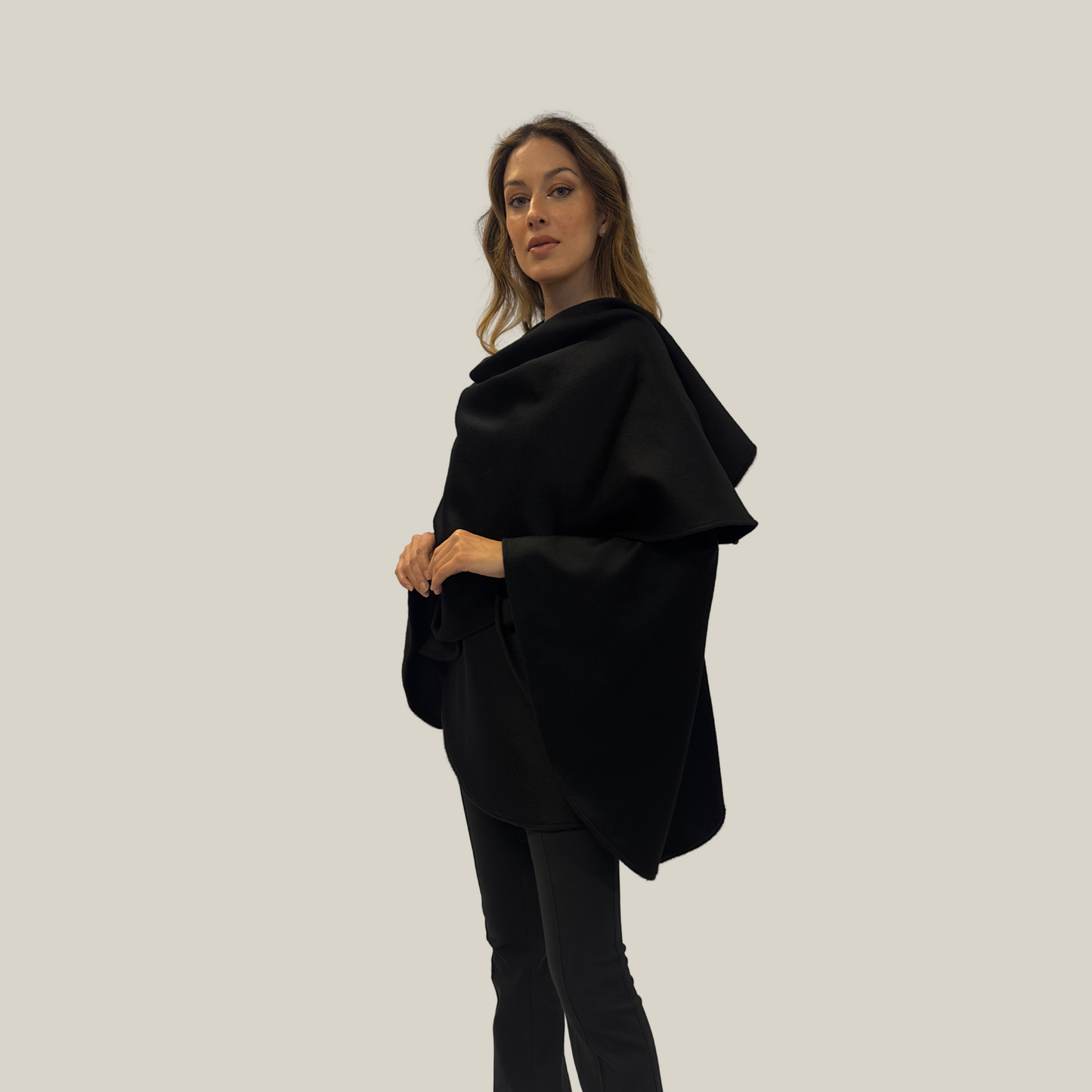 Capa Daniela Corta Negra